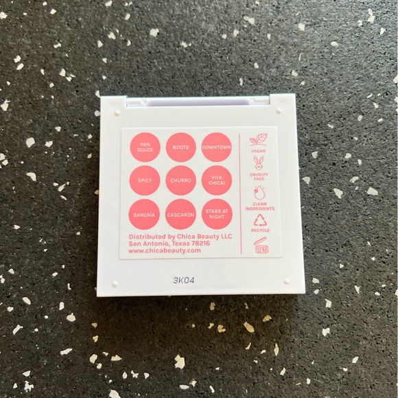 CHICA BEAUTY | FIESTA Palette - Mini 9-Shade Eyeshdow Palette - Picture 8 of 10